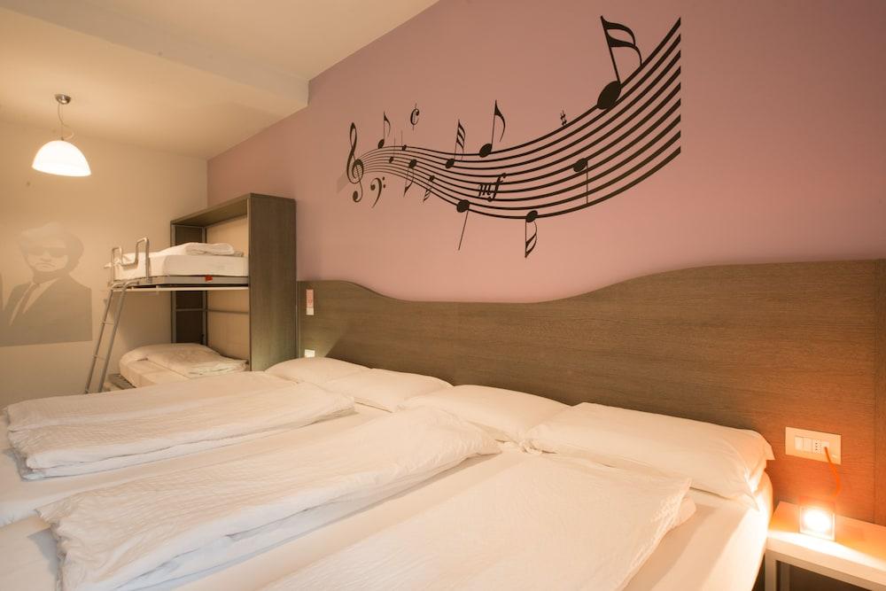 Hotel Nologo Genoa Luaran gambar